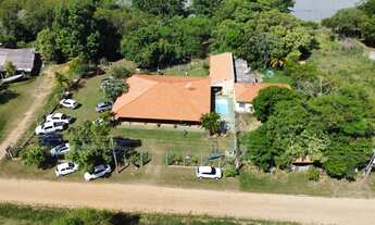 Imagem: Rancho para temporada-às margens do rio
