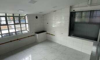 Imagem 5: Prédio/Edifício inteiro para venda possui 330 metros quadrados