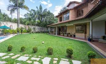 Imagem 4: Bela Casa à Venda, 630 m² com 5 Quartos e 7 Banheiros no Alphaville Residencial Dois - SP