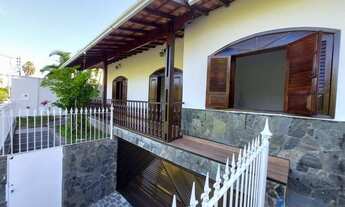 Imagem 2: Casa com 5 dormitórios para alugar, 247 m² por R$ 4.200,00/mês - Bom Clima - Juiz de Fora