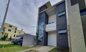 Imagem 3: Sobrado com piscina e terraço em Tatuquara - Curitiba