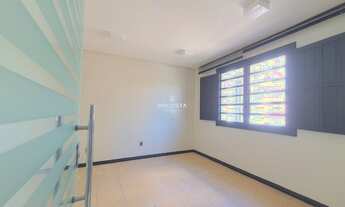 Imagem 2: Casa comercial Galpão / depósito com aluguel por R$2.500 /mês