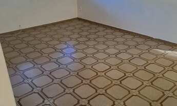 Imagem: Aluguel de amplo apartamento com 3 quartos