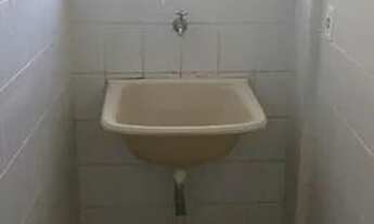 Imagem 4: Cerâmica, três quartos, frente, sala, área de serviço, piso frio