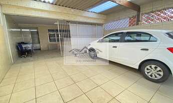 Imagem 1: Linda casa de 03 dormitórios sendo 01 suíte c/ edícula na Guilhermina