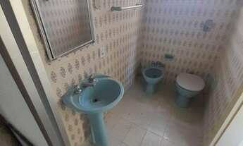 Imagem 3: Apartamento com 3 dormitórios para alugar, 80 m² por R$ 1.000,00/mês - Centro - Pelotas/RS