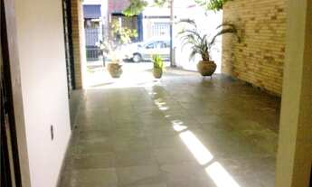 Imagem: Casa com 3 dormitórios para alugar, 235