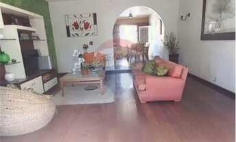 Imagem 4: Casa térrea com 3 quartos, piscina, terraço, dependência completa e próximo ao comercio no