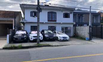 Imagem: SOBRADO EM DOIS PAVIMENTOS COM FORTE APELO