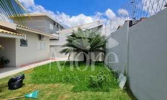 Imagem 5: VENDA de Linda Casa com 2 Quartos, sendo 2 Suítes, Quintal com 4 Vagas Internas, Imóvel Ri