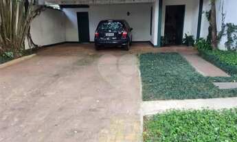 Imagem 7: CASA EM RUA FECHADA