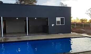 Imagem: Chácara de 2 mil metros com e piscina