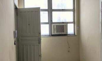 Imagem 7: Sala - venda por R$ 250.000,00 ou aluguel por R$ 2.700,00/mês - Centro - Santos/SP