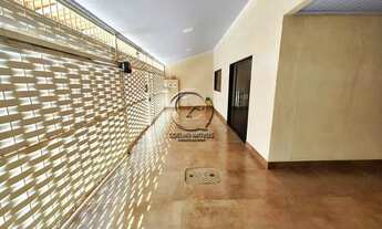 Imagem 3: EXCELENTE OPORTUNIDADE DUAS CASAS NO LOTE COM 05 QUARTOS, GARAGEM, CHURRASQUEIRA PARA ALUG