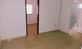 Imagem 3: CASA SETOR UNIÃO 3 QUARTOS SUÍTE PORCELANATO PRÓXIMO A AVENIDA T-9 OPORTUNIDADE ÚNICA