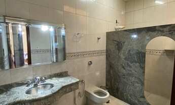 Imagem 7: Casa com Piscina a Venda no Ângela Rosa