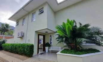 Imagem: Casa de condomínio para venda tem 335 metros