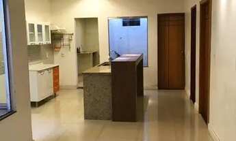 Imagem 5: Casa com 3 quartos, quintal com arvoras frutíferas, agende uma visita