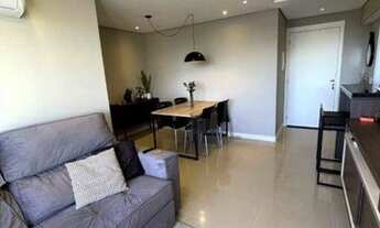 Imagem 5: Apartamento semimobiliado de 2 dormitórios com box duplo no Jardim Carvalho em Porto Alegr