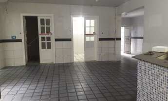 Imagem 4: Alugo casa na Avenida Oswaldo Cruz Centro com 16 salas