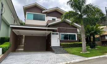 Imagem: Casa com 4 suítes para alugar, 250 m²