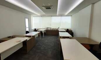 Imagem 4: Aluga conjunto mobiliado com 109,50m² de área útil no Escritórios Rio Negro Alphaville