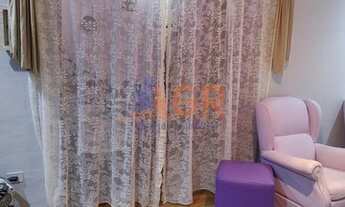 Imagem 2: Casa para Venda em Curitiba, Cidade Industrial, 4 dormitórios, 1 suíte, 3 banheiros, 2 vag