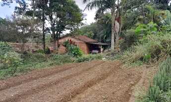 Imagem 5: Sítio rural, 2.400 m2. Família desmembrando. 12 km do Centro de Mogi das Cruzes