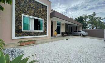 Imagem: Casa a 150 metros da praia com 3 dormitórios