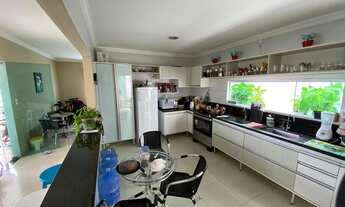 Imagem 7: Bela Casa com 3 quartos em Condomínio Fechado