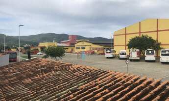 Imagem 3: Casa Comercial / Residencial em Ótima Localização na Trindade !!