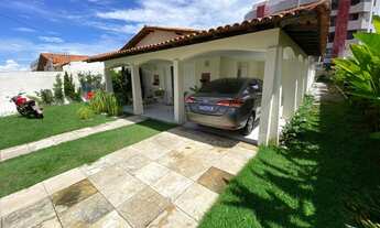 Imagem 2: Casa para aluguel tem 300 metros quadrados com 5 quartos em Jardim Renascença - São Luís