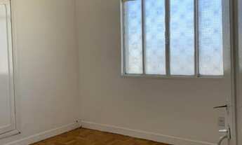 Imagem 3: Apartamento para aluguel possui 80 metros quadrados com 2 quartos em Carlos Pr - Belo Hori