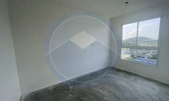 Imagem 4: Apartamento em andar alto de 2 dormitórios a venda no Bairro Costa e Silva, Localizado na