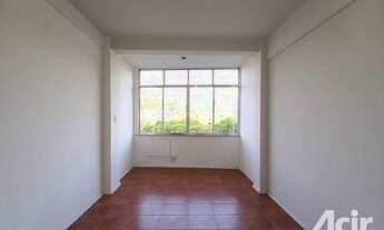 Imagem 2: Apartamento com 2 dormitórios à venda, 68 m² por R$ 300.000,00 - Praça da Bandeira - Rio d