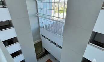 Imagem 5: Apartamento para venda possui 36 metros quadrados com 1 quarto em Três Figueiras - Porto A