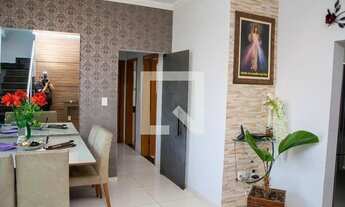 Imagem 2: Apartamento para Aluguel - Cabral, 3 Quartos, 160 m2