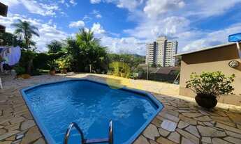 Imagem: CASA COM PISCINA A VENDA