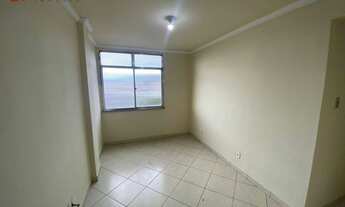 Imagem 2: Apartamento com 3 dormitórios para alugar, 60 m² por R$ 800,00/mês - Jacarepaguá - Rio de