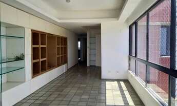 Imagem 6: Apartamento para aluguel possui 207 metros quadrados com 3 quartos