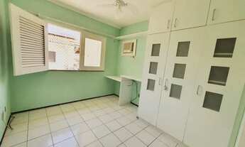 Imagem 4: Casa de condomínio sobrado para venda possui 239 metros quadrados com 2 quartos