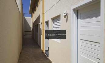 Imagem 4: Sobrado de Condominio com 02 dormitórios e 01 vaga coberta !!