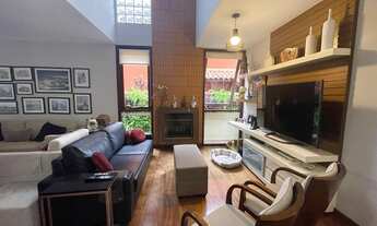 Imagem 6: Casa de condomínio sobrado para venda possui 360 metros quadrados com 4 quartos