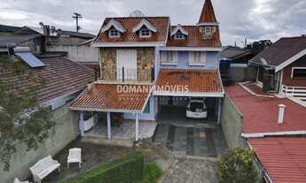 Imagem 2: Linda Casa à Venda na Região de Abernéssia - Campos do Jordão/SP