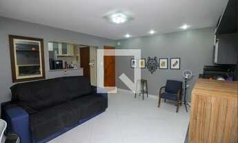 Imagem 3: Apartamento para Aluguel - Catete, 2 Quartos, 70 m2