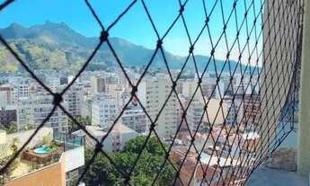 Imagem 2: Apartamento para venda possui 80 metros quadrados com 2 quartos em Tijuca - Rio de Janeiro