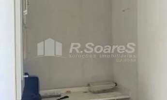 Imagem 6: Tijuca - Excelente apartamento com dois quartos e uma vaga na escritura