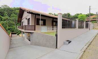 Imagem: Casa com piscina no bairro Fidélis!