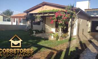 Imagem 3: Casa em Imbé com 3 dormitórios e dois banheiros, próximo ao mar