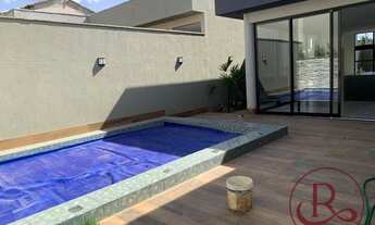 Imagem: Casa com 3 Suítes em lote inteiro, com